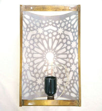 Load image into Gallery viewer, B298 Awesome Arabian Oriental Handmade Brass Wall Decor LED Light Sconce